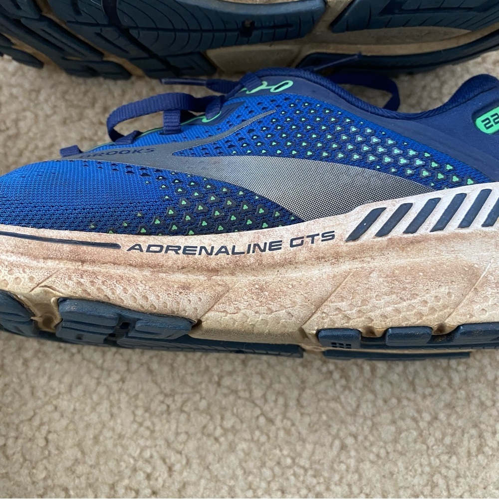 Brooks Men's Adrenaline GTS 22 Blue Running Shoes Size 10.5 - Picture 3 of 10